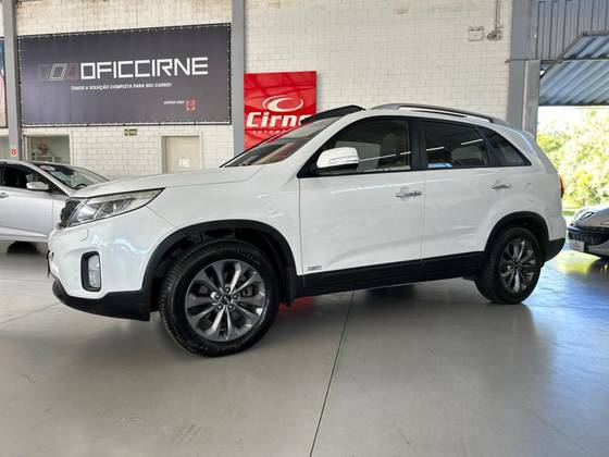 KIA SORENTO 3.5 S.670 V6 4X4 24V GASOLINA 4P AUTOMÁTICO KIA SORENTO 3.5 S.670 V6 4X4 24V GASOLINA 4P AUTOMÁTICO